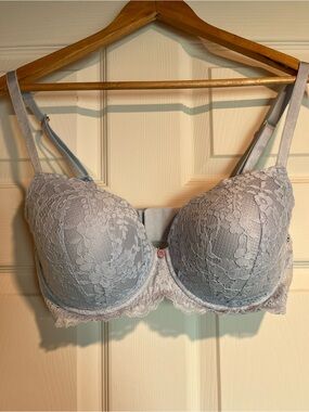 Victoria's Secret Light Blue Lace Demi lined